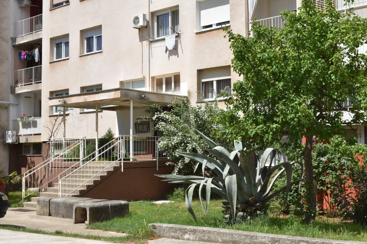 Valkane Apartment Pula Exterior photo